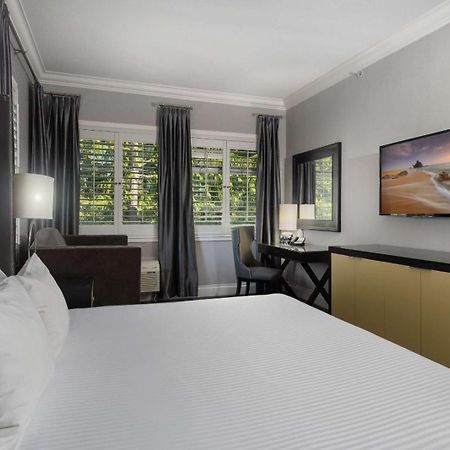 Prestige Oceanfront Resort, Worldhotels Luxury Sooke Exterior photo