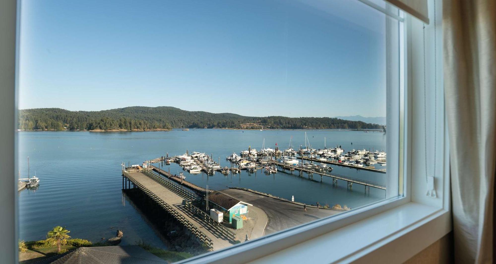 Prestige Oceanfront Resort, Worldhotels Luxury Sooke Exterior photo