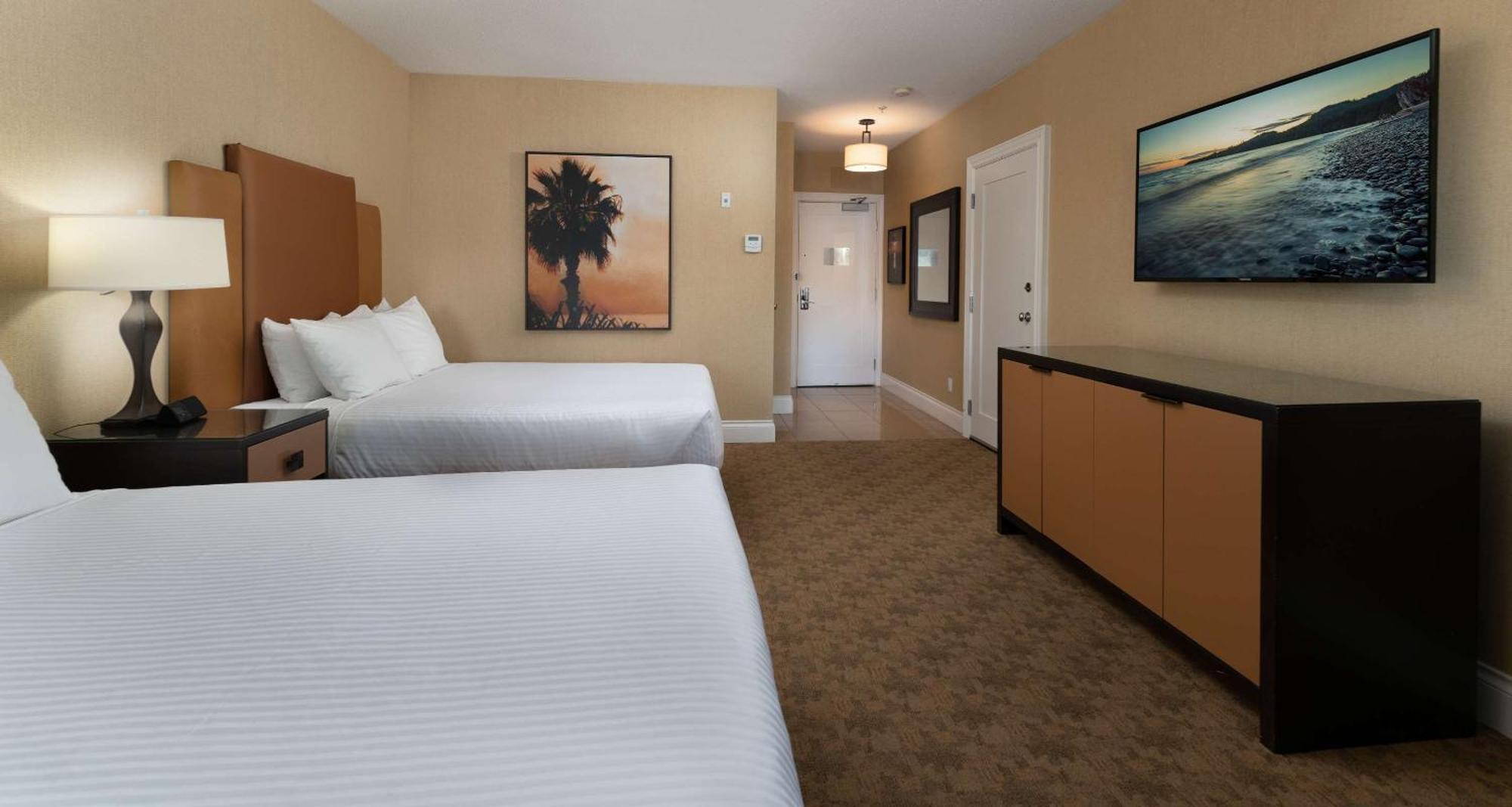 Prestige Oceanfront Resort, Worldhotels Luxury Sooke Exterior photo