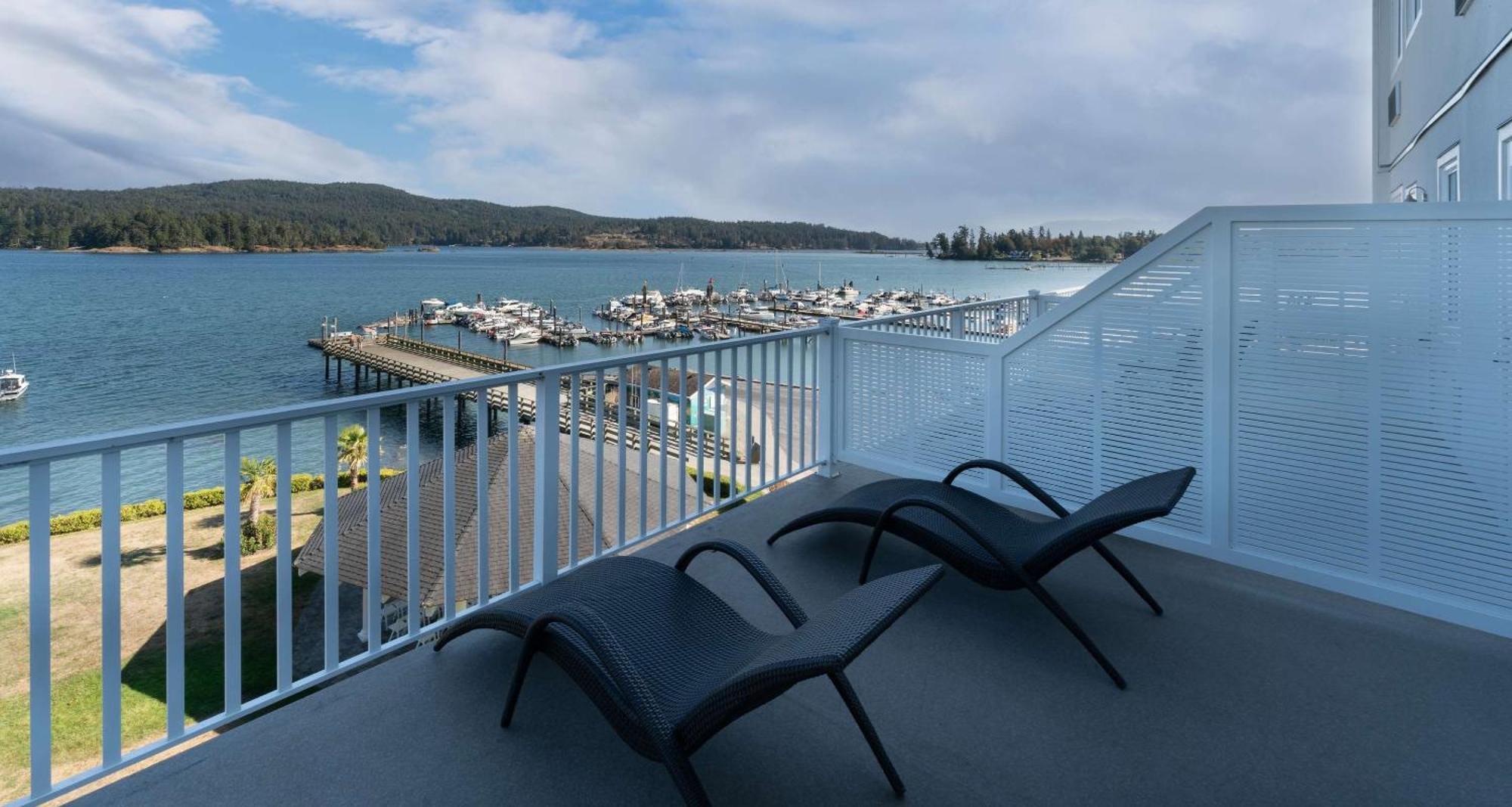 Prestige Oceanfront Resort, Worldhotels Luxury Sooke Exterior photo